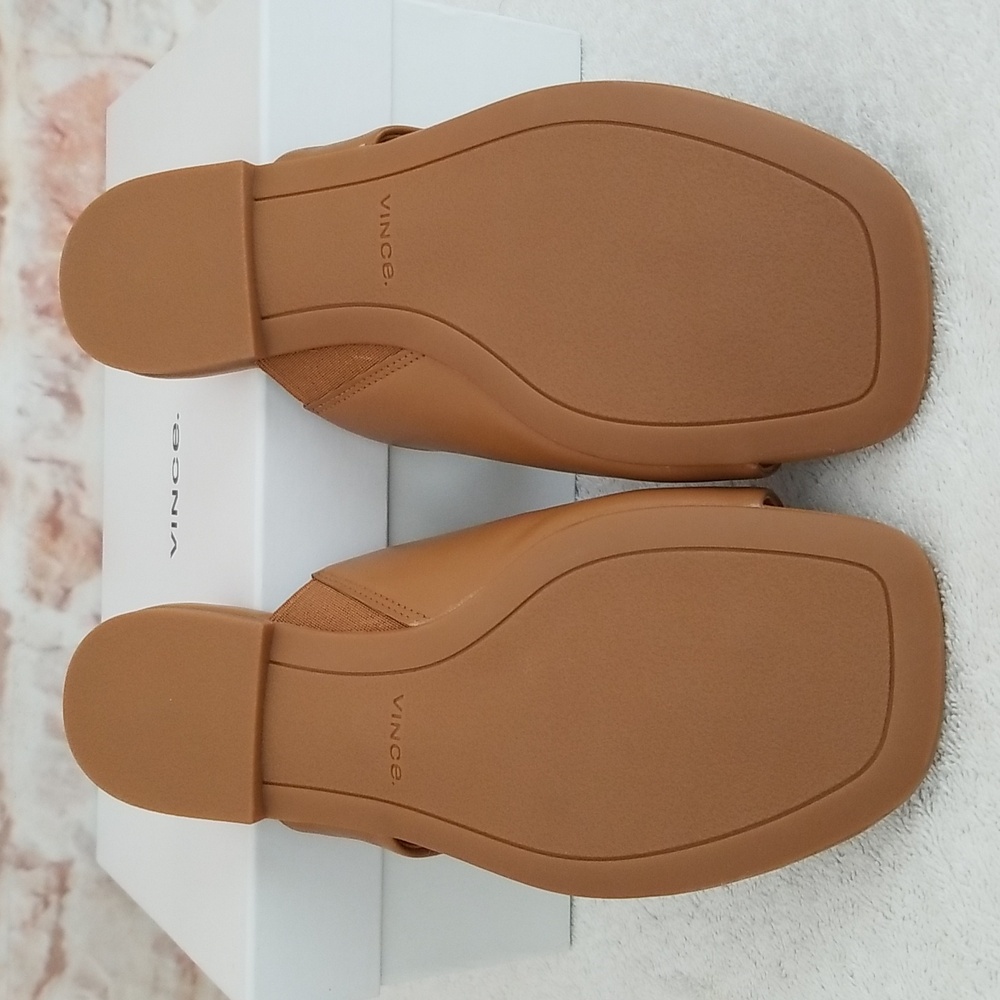 New Vince Dawn Leather Toe-Ring Flat Sandals - Picture 6 of 9